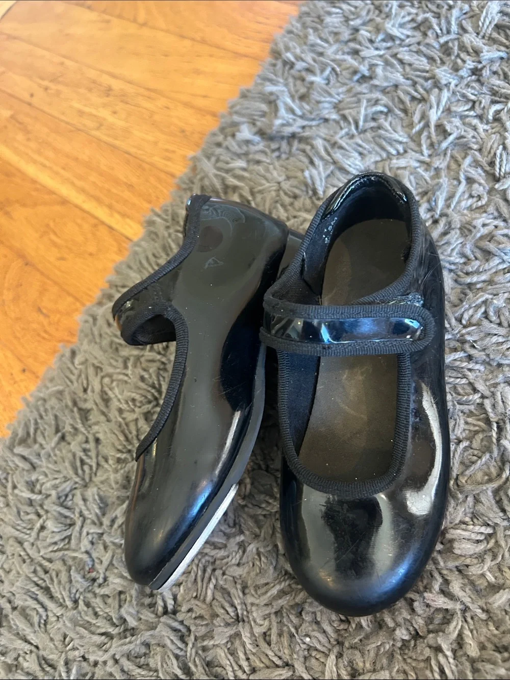 Toddler Girls Black Patent Tap Shoes Size 9.5